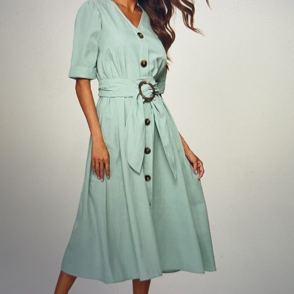 Mint green dress - Picture 2 of 9